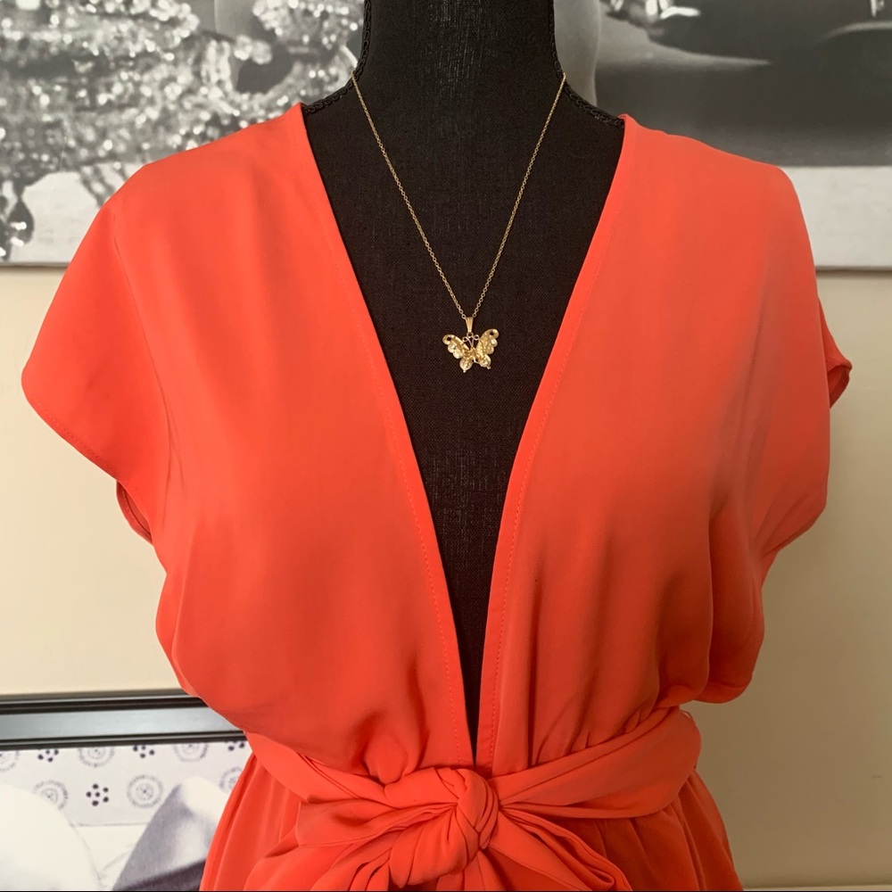 Coral Deep V Romper - Picture 7 of 9